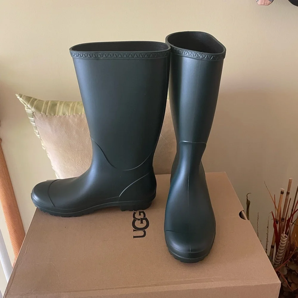 UGG Olive Green Shelby Matte Tall Rain Boots NIB - Picture 5 of 9